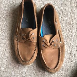 Sperry topsider boat shoes